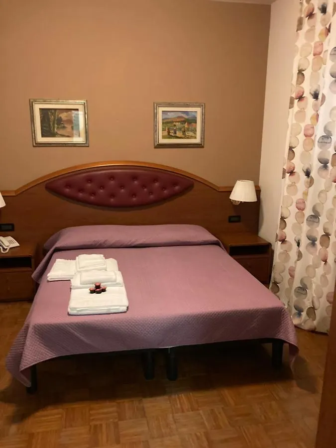 Hotel Banatium B&B Cucina Tezze sul Brenta 2*,  Italien